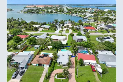 307 Granada Street, Fort Pierce, FL 34949 - Photo 3