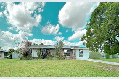 201 NW Floresta Drive, Port Saint Lucie, FL 34983 - Photo 1