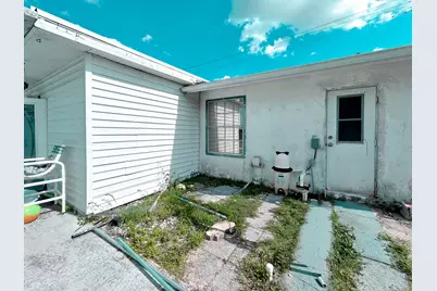 201 NW Floresta Drive, Port Saint Lucie, FL 34983 - Photo 25