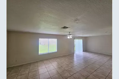 1919 Newport Isles Boulevard, Port Saint Lucie, FL 34953 - Photo 5