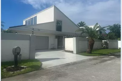 7810 NW 4th Street, Plantation, FL 33324 - Photo 1