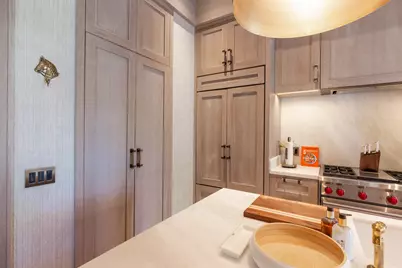 236 Phipps Plaza #202, Palm Beach, FL 33480 - Photo 13