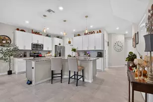 4601 San Fratello Cir, Lake Worth, FL 33467 - Photo 11