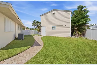 1536 SW Egret Way, Palm City, FL 34990 - Photo 41