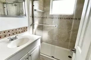 1411 NW 79th Way, Pembroke Pines, FL 33024 - Photo 9
