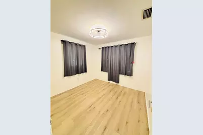 1411 NW 79th Way, Pembroke Pines, FL 33024 - Photo 13