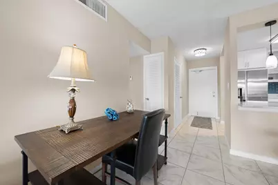 390 N Federal Highway #202, Deerfield Beach, FL 33441 - Photo 9