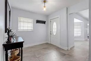 10140 NW 37th St, Coral Springs, FL 33065 - Photo 5