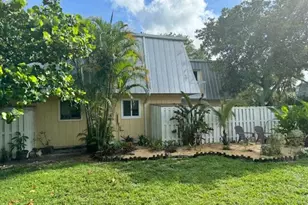 141 E Riverside Dr, Jupiter, FL 33469 - Photo 1