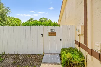 1672 Hawthorne Place, Wellington, FL 33414 - Photo 15