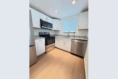 1245 S Flagler Avenue #305, Pompano Beach, FL 33060 - Photo 3