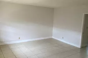 220 SW 8th St, Fort Lauderdale, FL 33315 - Photo 3