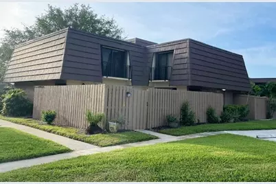620 6th Court, Palm Beach Gardens, FL 33410 - Photo 1