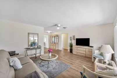 1005 Siesta Avenue, Boynton Beach, FL 33426 - Photo 7