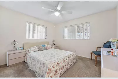 1005 Siesta Avenue, Boynton Beach, FL 33426 - Photo 13