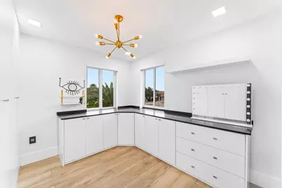 15015 NW 88th Court, Miami Lakes, FL 33018 - Photo 17