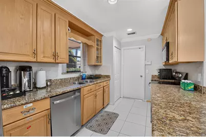 7523 Silver Woods Court, Boca Raton, FL 33433 - Photo 19