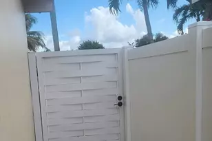6765 Rose Dr, Miramar, FL 33023 - Photo 15