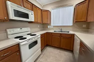 3069 Laurel Ridge Cir, Riviera Beach, FL 33404 - Photo 5