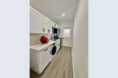 1121 NE 2nd Street #203, Fort Lauderdale, FL 33301 - Photo 5