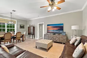 217 Lone Pine Dr, Palm Beach Gardens, FL 33410 - Photo 13