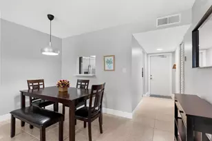 9700 Sunrise Lakes Blvd, Sunrise, FL 33322 - Photo 7