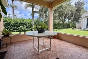 433 North Tangerine Square SW, Vero Beach, FL 32968 - Photo 15