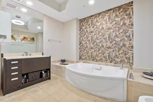18201 Collins Ave, Sunny Isles Beach, FL 33160 - Photo 27