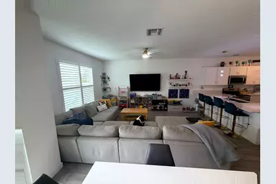 4180 Lagoon Shore Drive, Lake Worth, FL 33467 - Photo 11