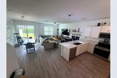 4180 Lagoon Shore Drive, Lake Worth, FL 33467 - Photo 7