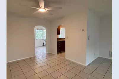 5611 NW 49th Terrace, Tamarac, FL 33319 - Photo 7