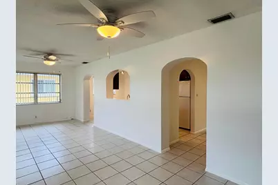 5611 NW 49th Terrace, Tamarac, FL 33319 - Photo 21