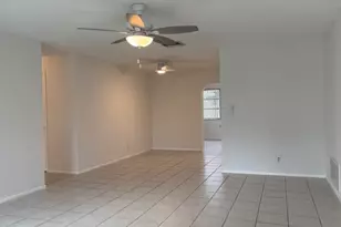 5611 NW 49th Terrace, Tamarac, FL 33319 - Photo 5