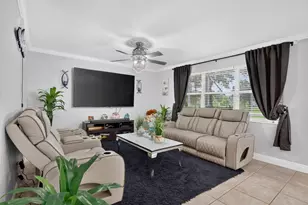 4258 NW 1st Dr, Deerfield Beach, FL 33442 - Photo 9
