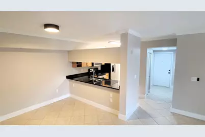 6418 Emerald Dunes Drive #201, West Palm Beach, FL 33411 - Photo 7