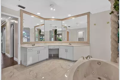 10002 NW 58th Court NW, Parkland, FL 33076 - Photo 19