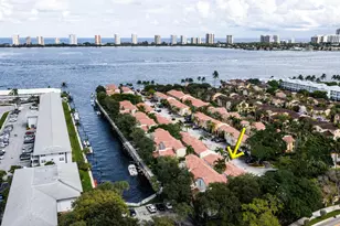 1105 Lake Shore Dr, Lake Park, FL 33403 - Photo 27