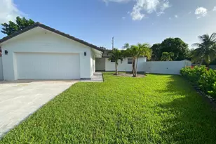 1831 East Ct, Lake Clarke Shores, FL 33406 - Photo 1