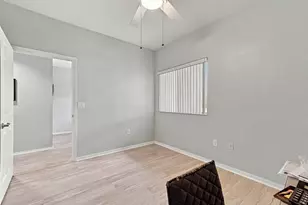 7755 Yardley Dr, Tamarac, FL 33321 - Photo 31