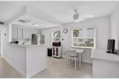 390 Normandy I, Delray Beach, FL 33484 - Photo 7