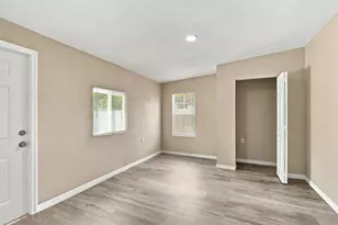 680 SW Colleen Ave, Port Saint Lucie, FL 34983 - Photo 29