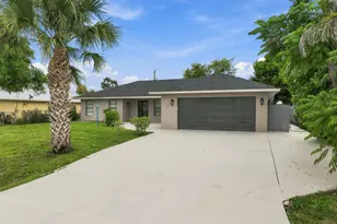 680 SW Colleen Ave, Port Saint Lucie, FL 34983 - Photo 1