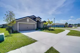 5361 Imagination Dr, Fort Pierce, FL 34947 - Photo 3