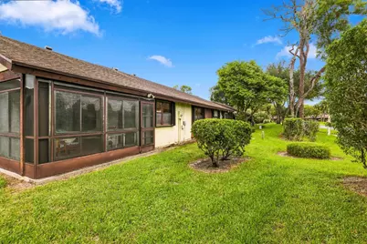 459 Knollwood Court #459, Royal Palm Beach, FL 33411 - Photo 17