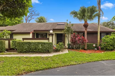 459 Knollwood Court #459, Royal Palm Beach, FL 33411 - Photo 1