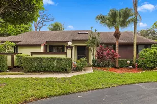 459 Knollwood Ct, Royal Palm Beach, FL 33411 - Photo 1