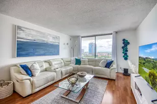600 Three Islands Boulevard, Hallandale Beach, FL 33009 - Photo 5