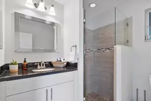 1131 NE 27th Ave, Pompano Beach, FL 33062 - Photo 13