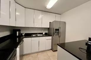 6421 Bay Club Dr, Fort Lauderdale, FL 33308 - Photo 5