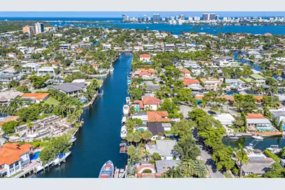 1995 Ixora Road, North Miami, FL 33181 - Photo 21